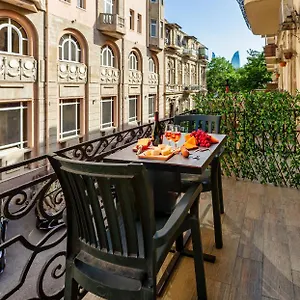 Otel Lacasa Nizami Street